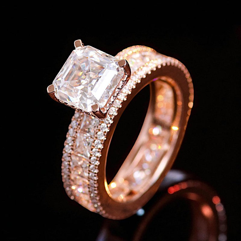 Rosa Majesté - VVS1 Solid Gold ring