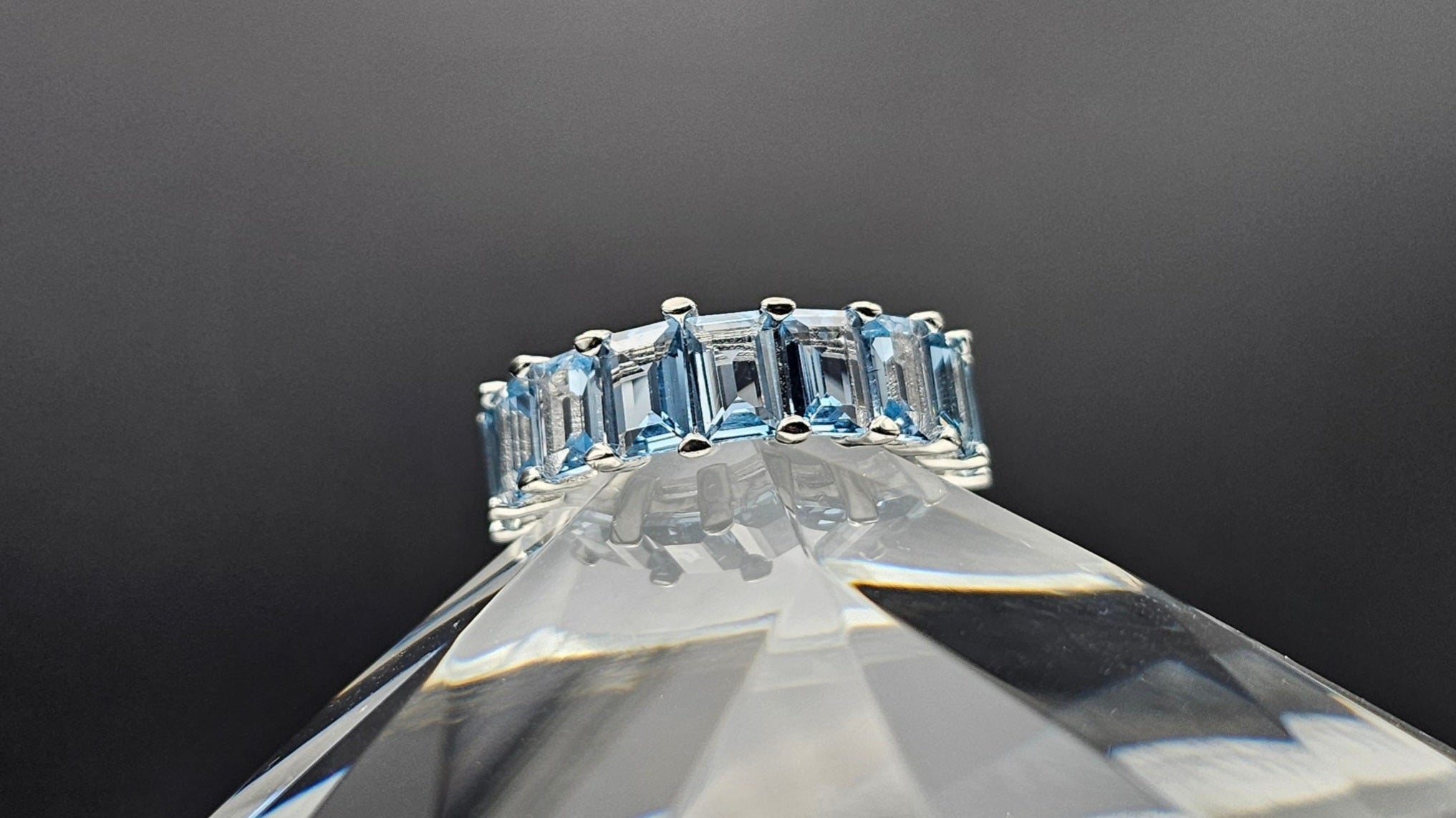 Emerald Fused - Ring