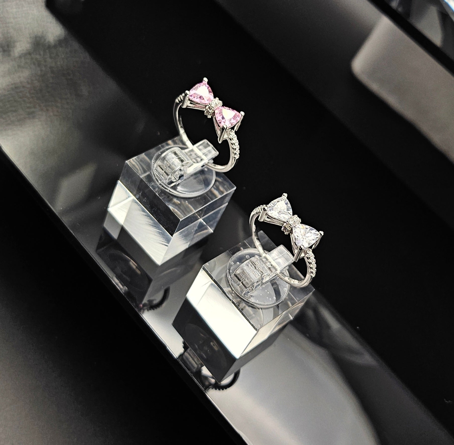 Bow Tie - Ring