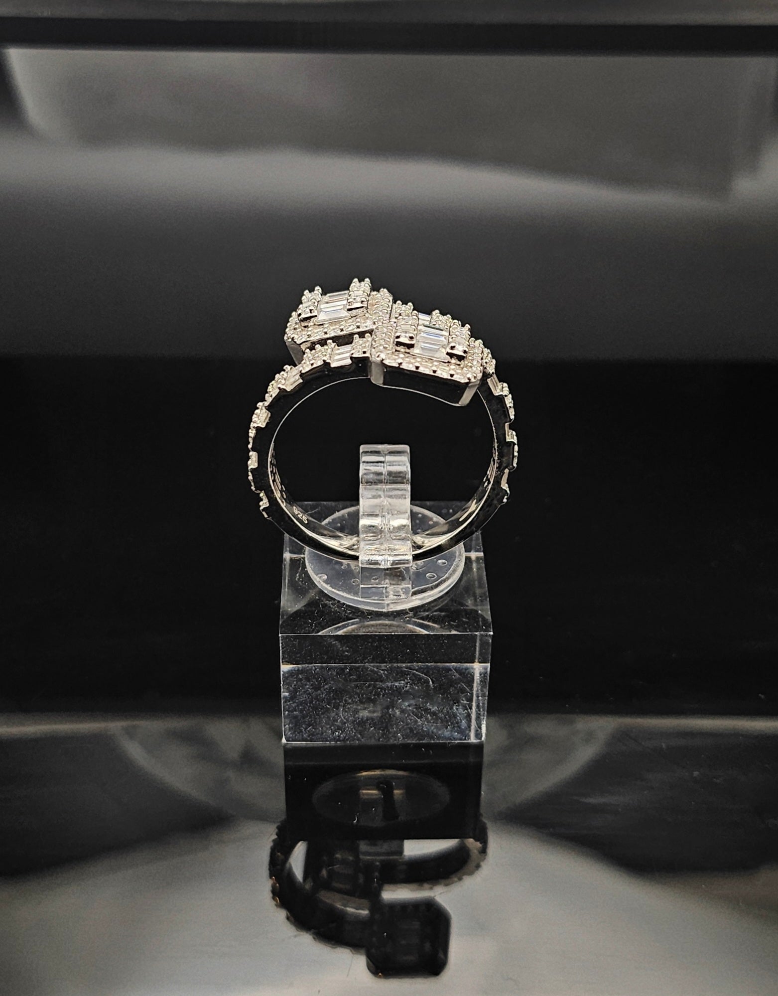 Wrapped In Ice - Ring