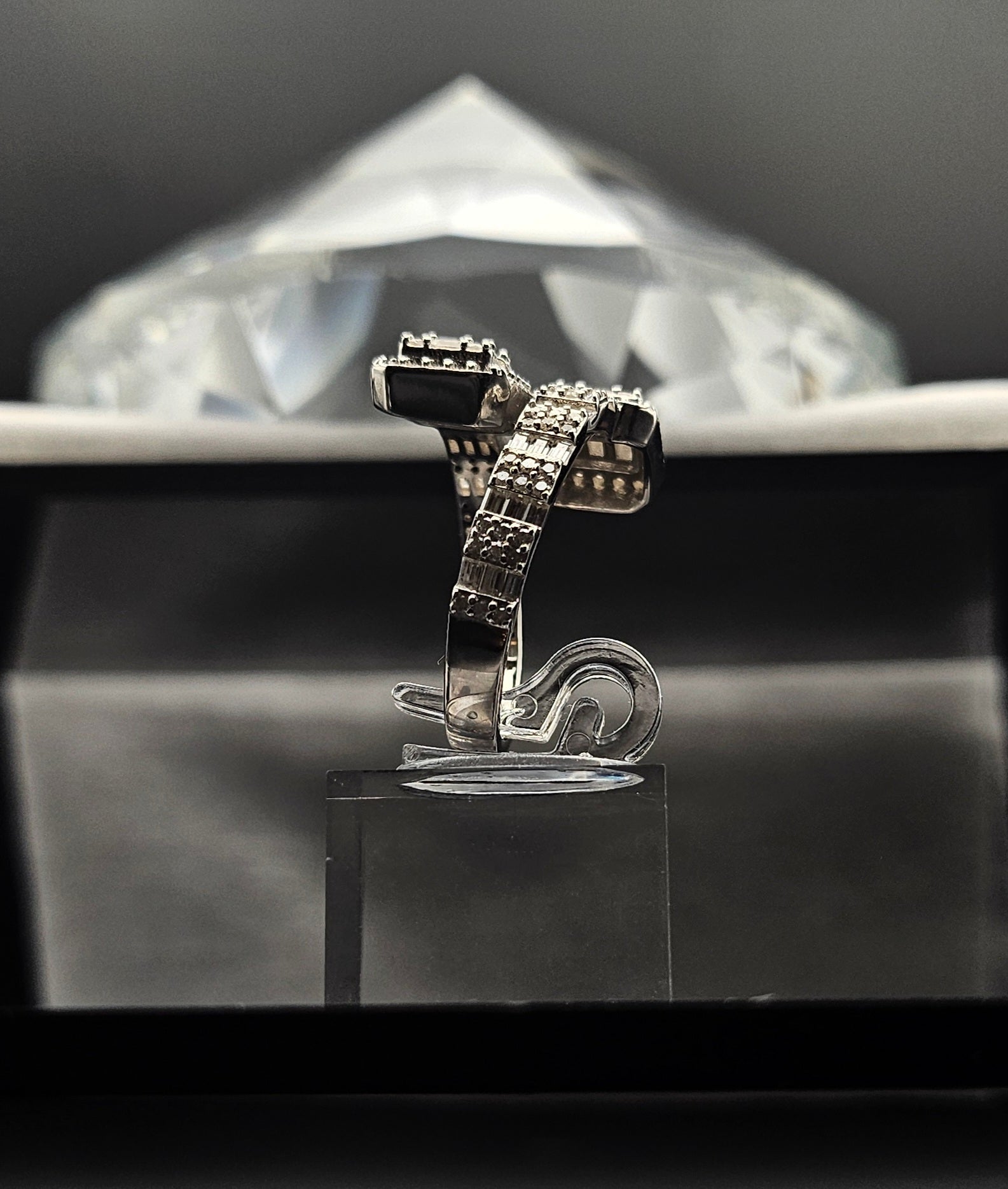 Wrapped In Ice - Ring