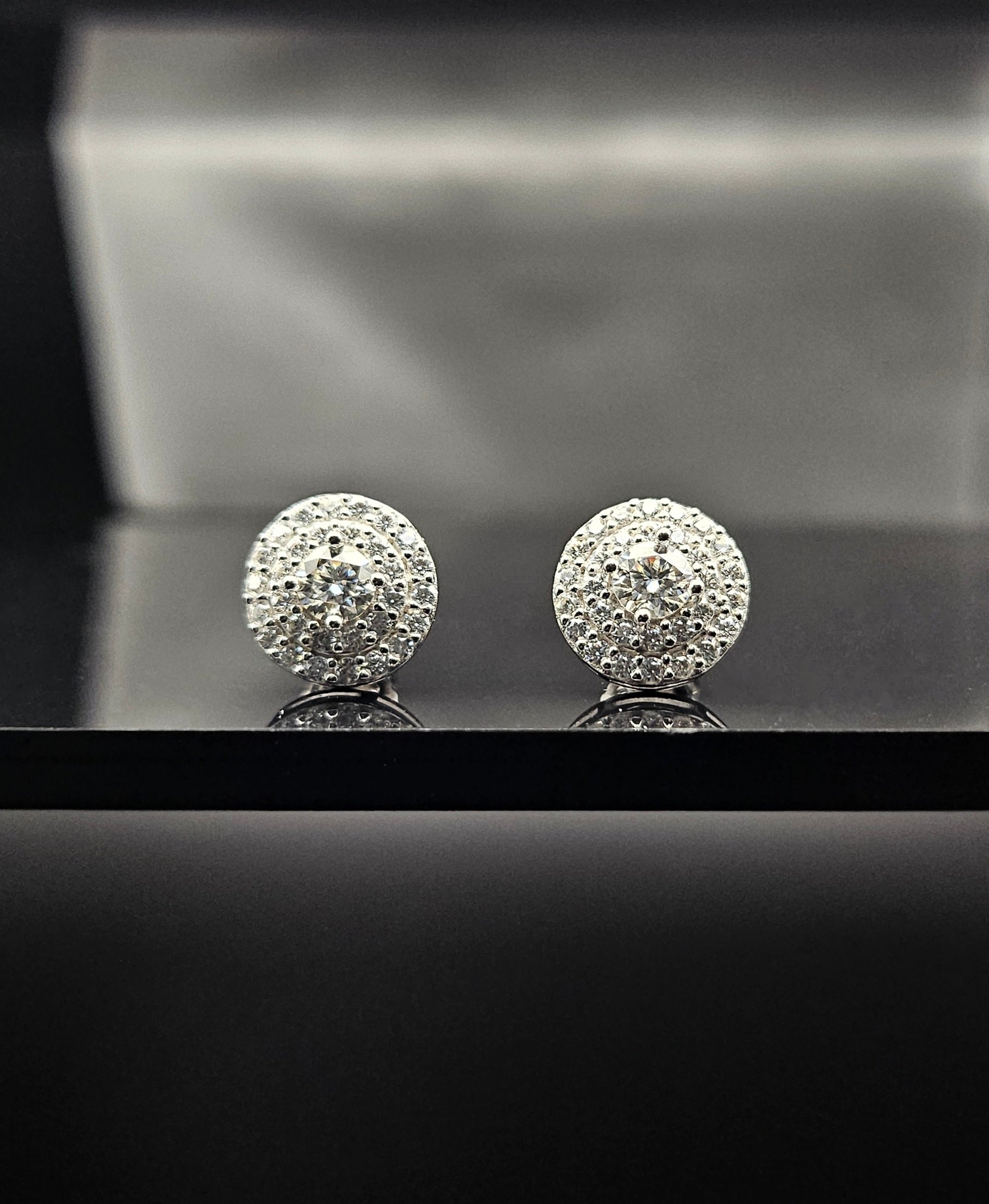 Crown Aether - VVS1 Screw Back Earrings