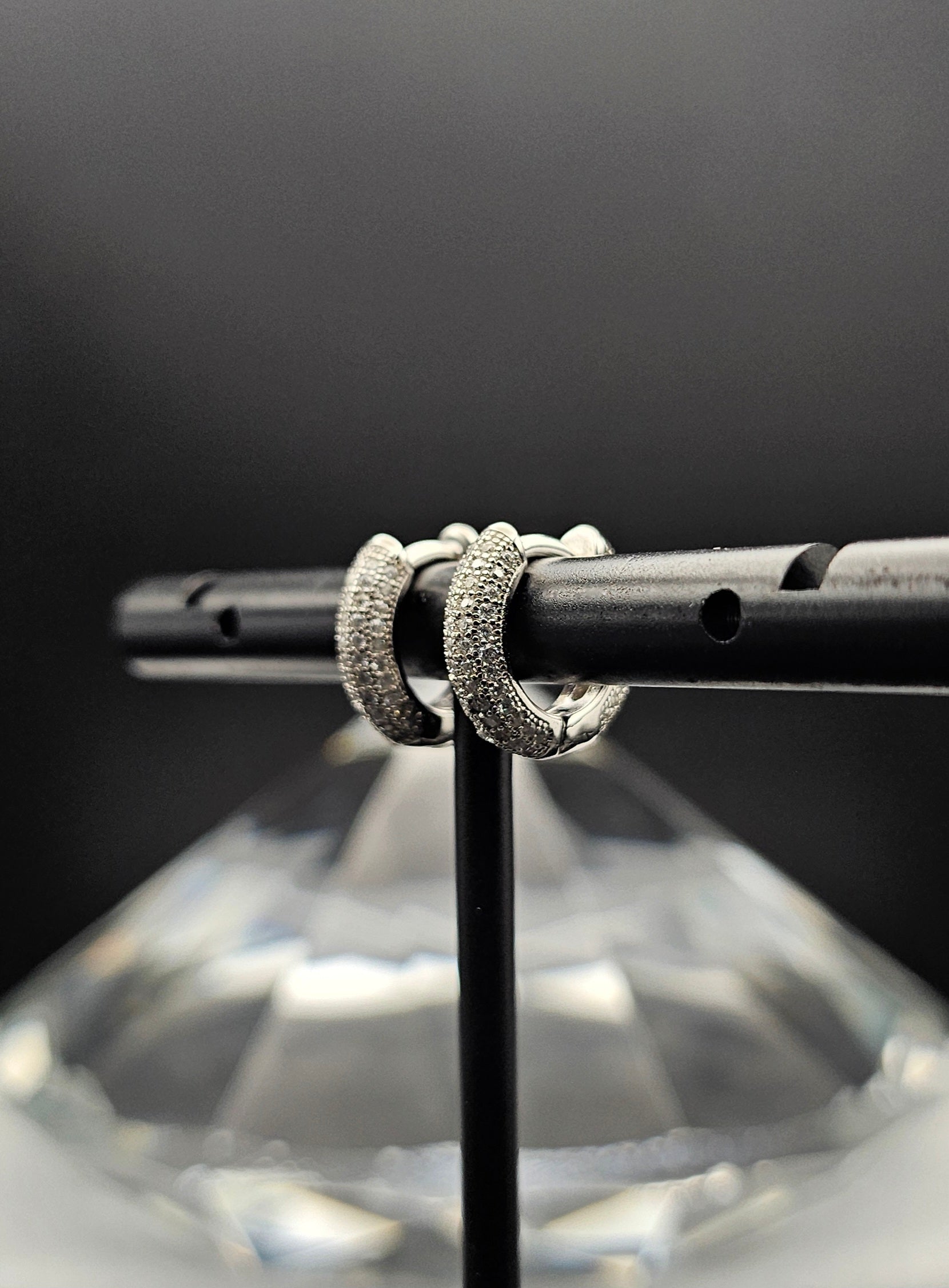 Polo - VVS1 Hoop Earrings Tight Fit