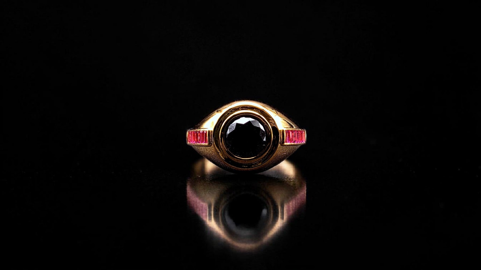 I. Tradimento — Round Signet Ring