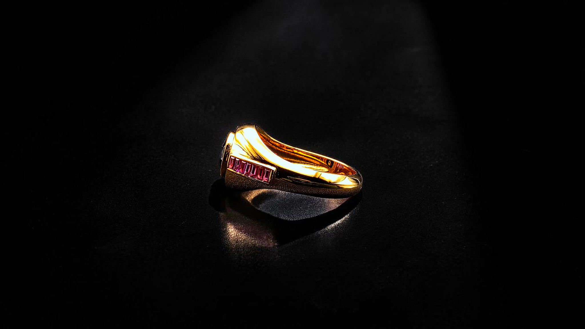 I. Tradimento — Round Signet Ring