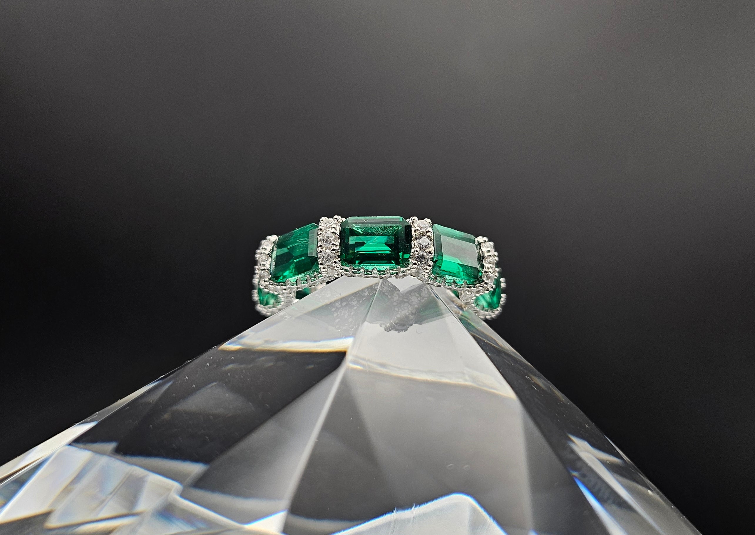 Dressed Green - Ring