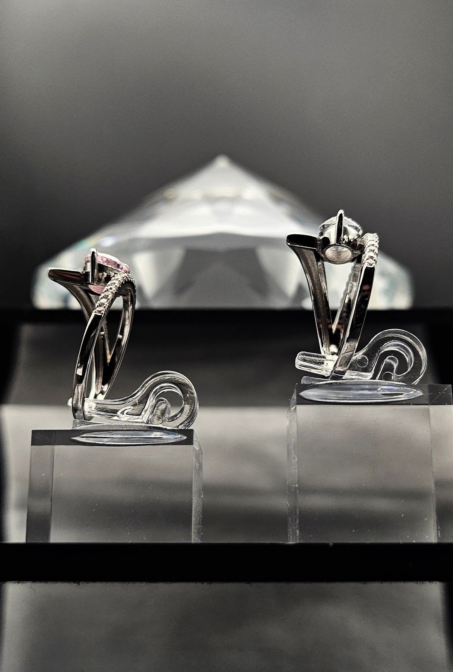 Angle of elegance - Ring