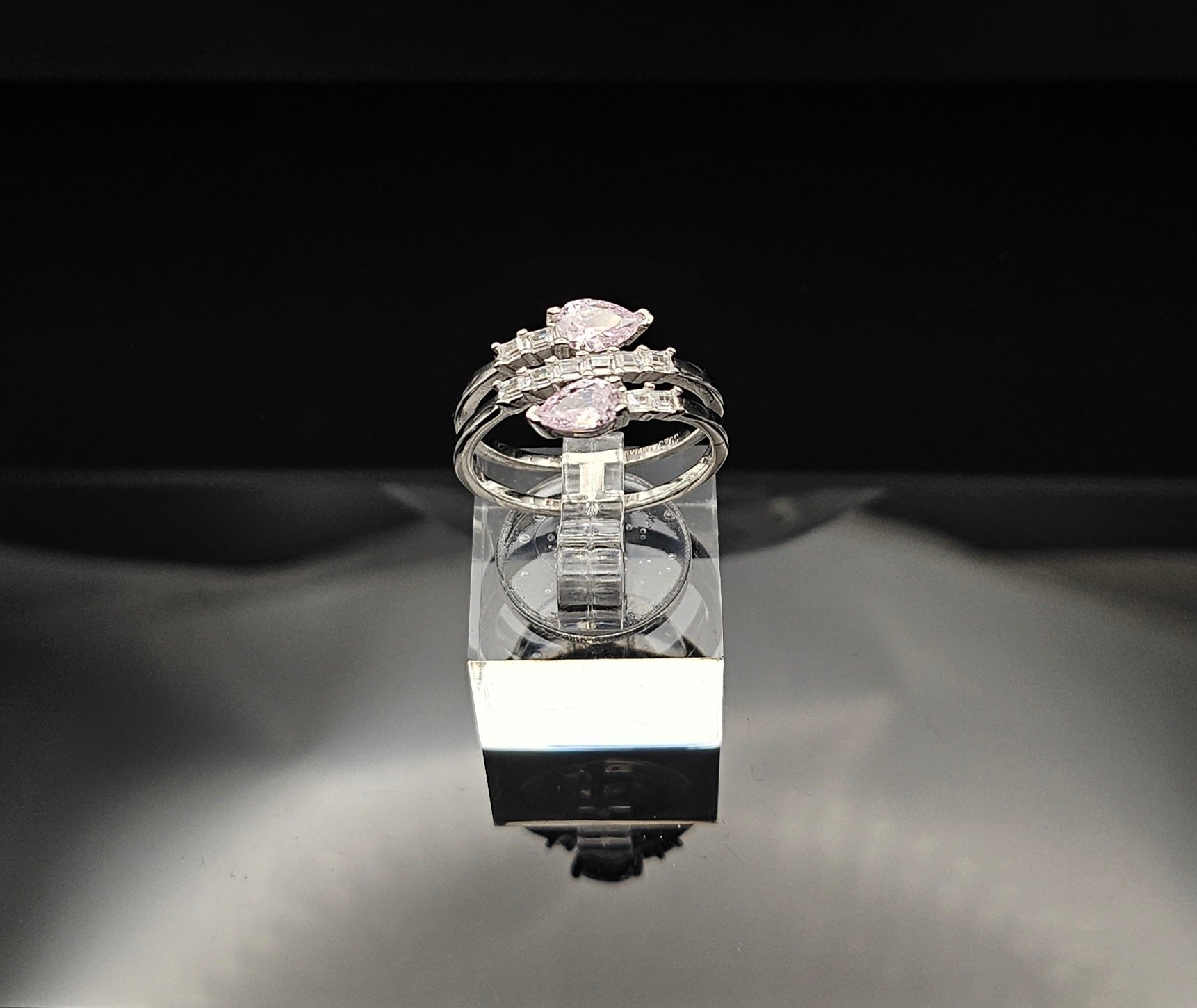 Rosy Whispers -Ring