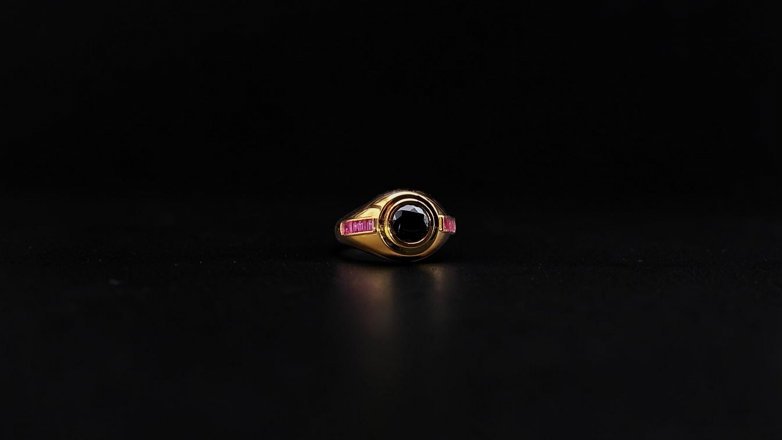 I. Tradimento — Round Signet Ring